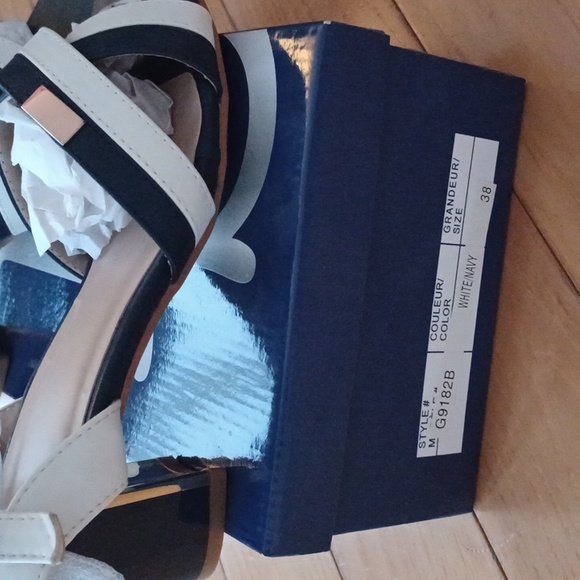 *** NEW SL Design sandals with chunky heels - Picture 6 of 6